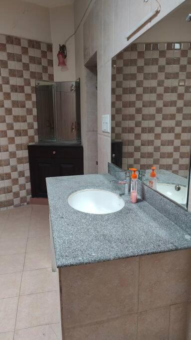 Basti House - Boutique Homestay Lucknow Dış mekan fotoğraf