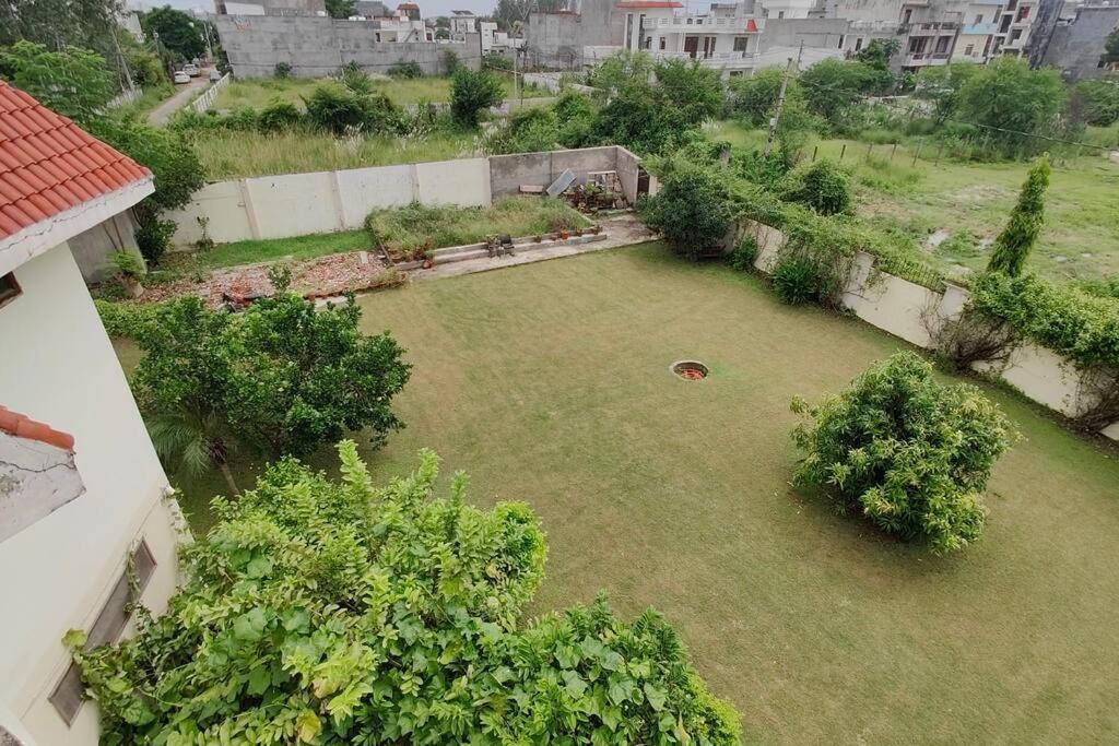 Basti House - Boutique Homestay Lucknow Dış mekan fotoğraf